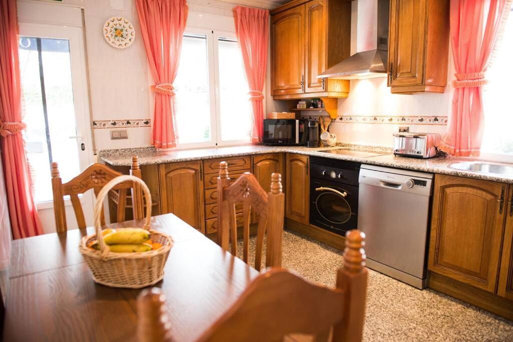 Chalet De 5 Habitaciones En La Sierra De Madrid El Olivo De Miraflores Miraflores de la Sierra Luaran gambar